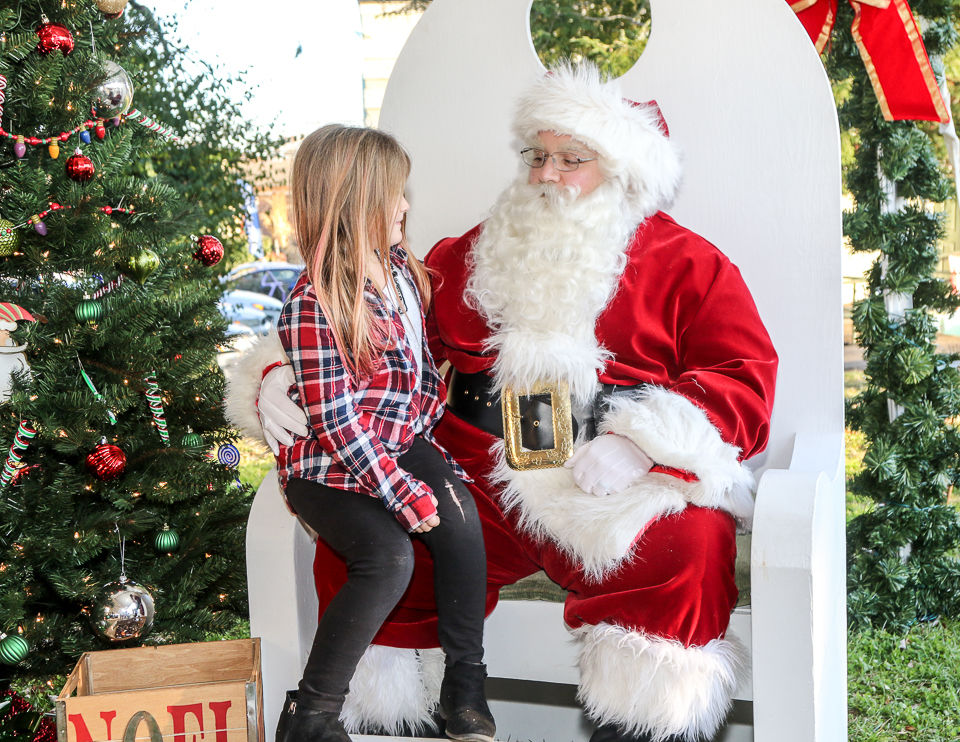 Winter Carnival _ Santa 11-24-19-8552.JPG